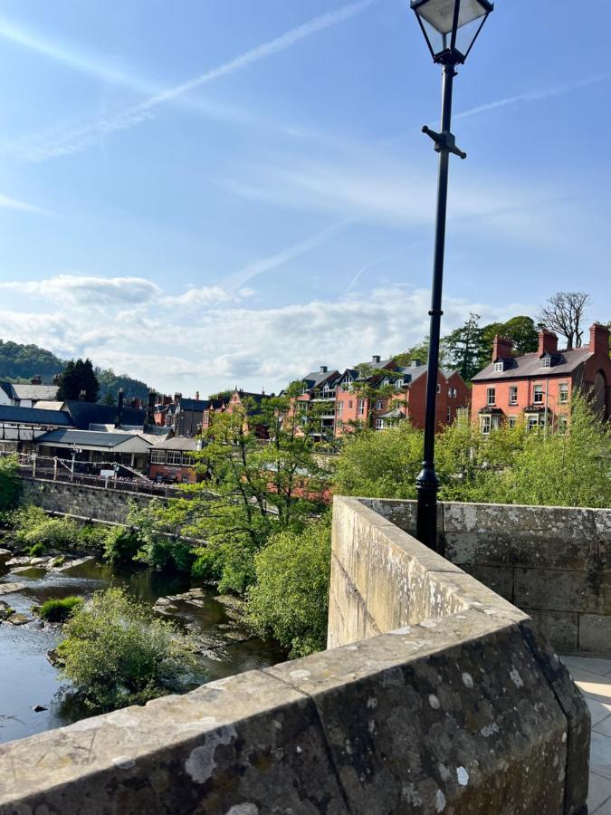 Riversdale House Bed & Breakfast Llangollen Bagian luar foto